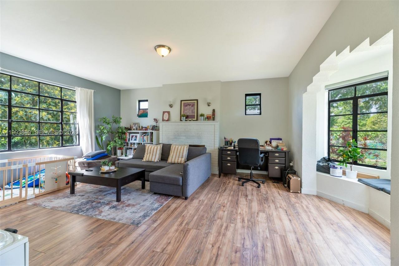 1238 NE 112th St, Unit N/A, Miami, FL 33161 Photo