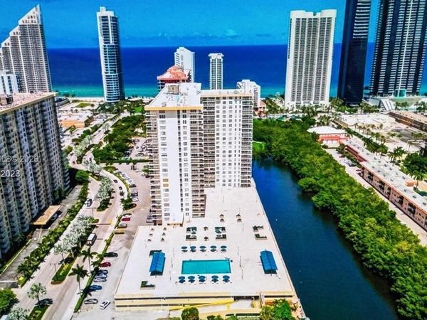 230 174th St, Unit 1518, Sunny Isles Beach, FL 33160