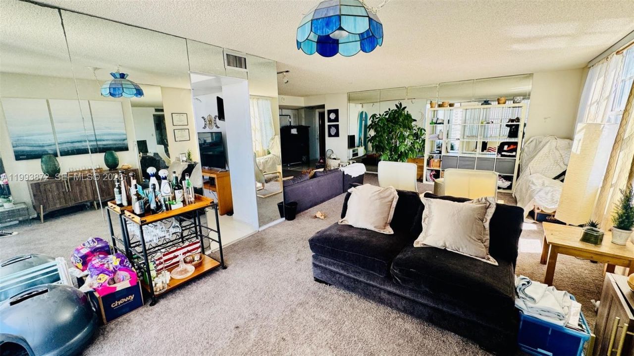 230 174th St , Unit 1518, Sunny Isles Beach, FL 33160 Photo