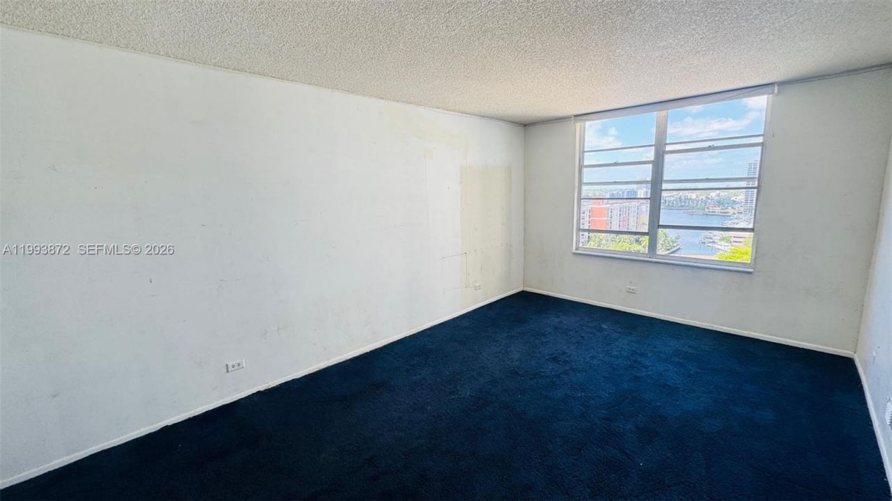 230 174th St, Unit 1518, Sunny Isles Beach, FL 33160 Photo