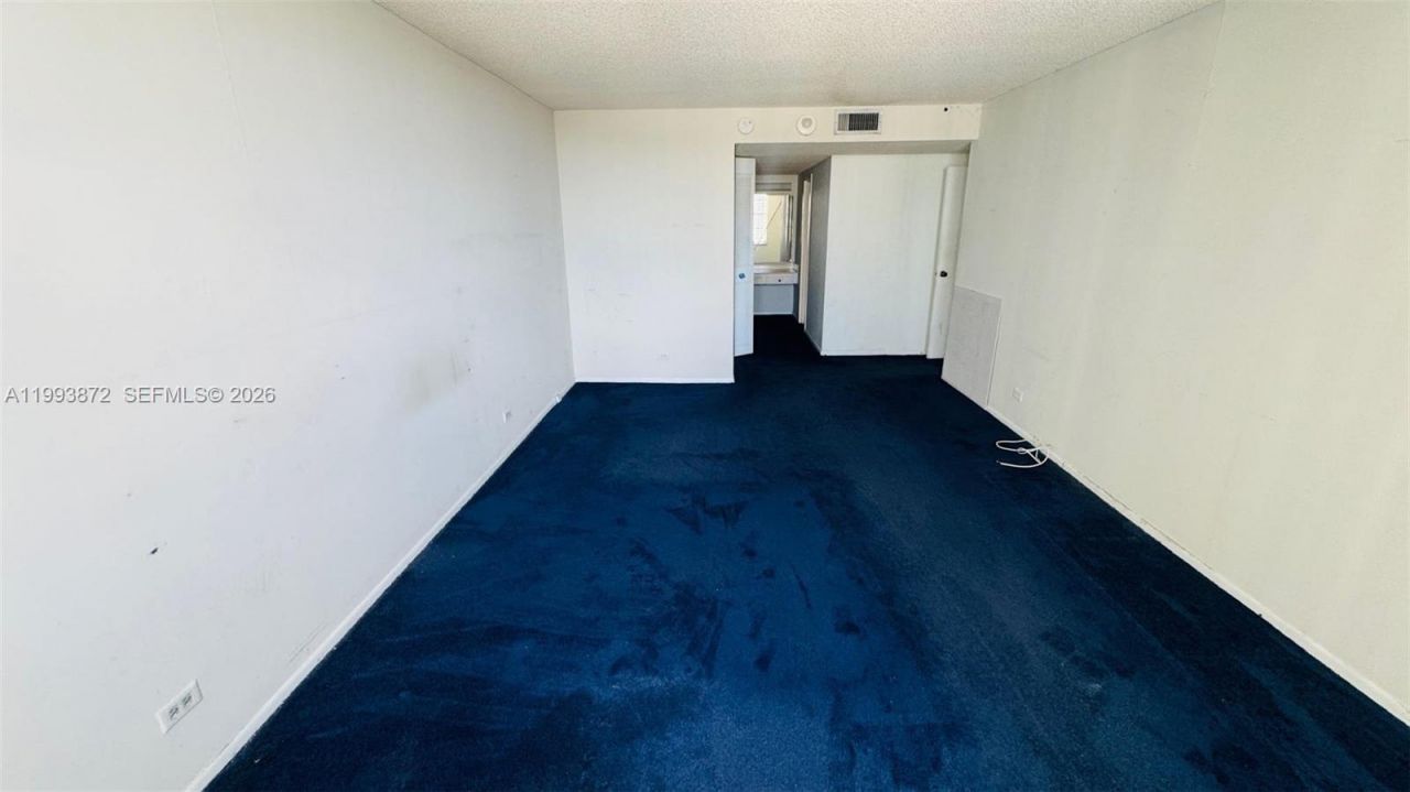 230 174th St, Unit 1518, Sunny Isles Beach, FL 33160 Photo