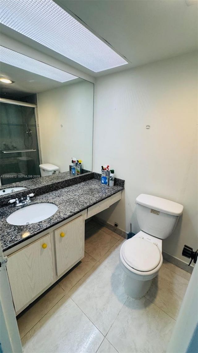 230 174th St, Unit 1518, Sunny Isles Beach, FL 33160 Photo