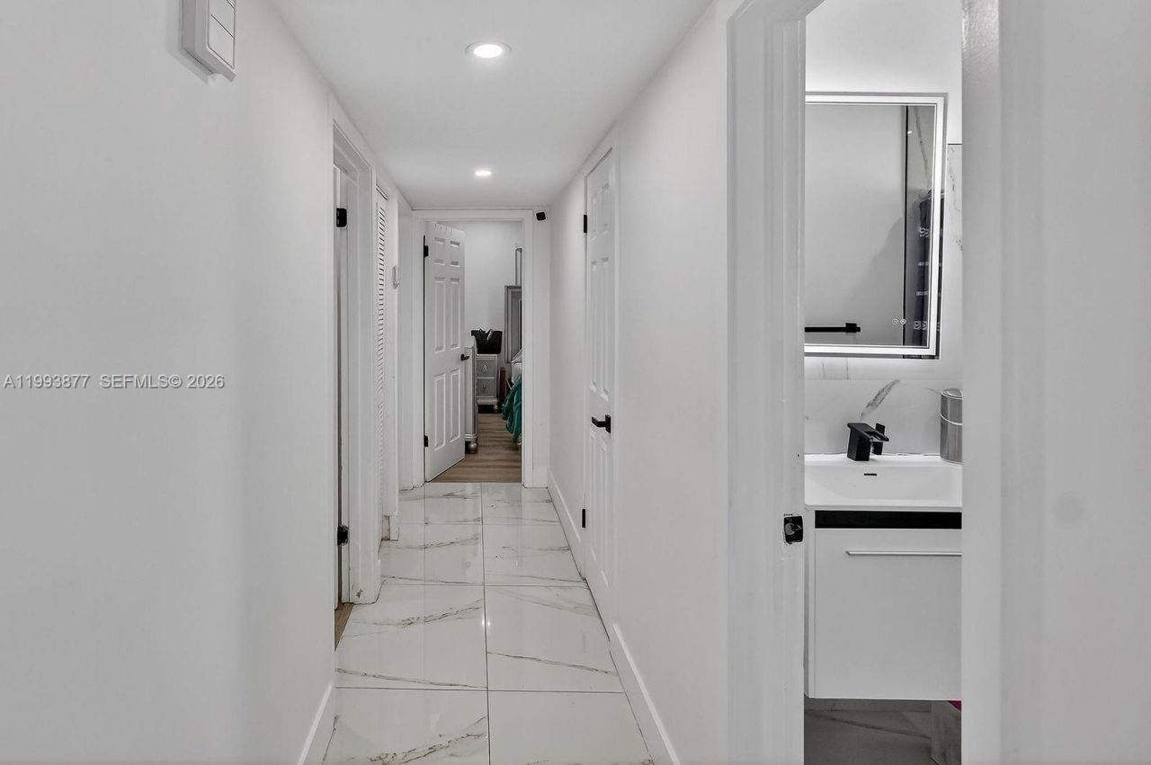 330 NW 195th Ter , Miami Gardens, FL 33169 Photo