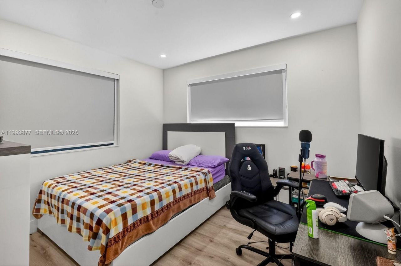 330 NW 195th Ter , Miami Gardens, FL 33169 Photo