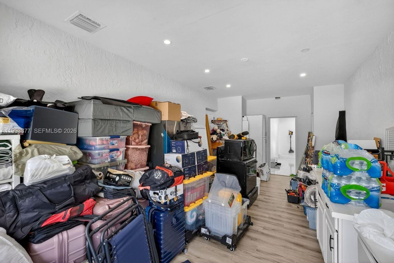 330 NW 195th Ter , Miami Gardens, FL 33169 Photo