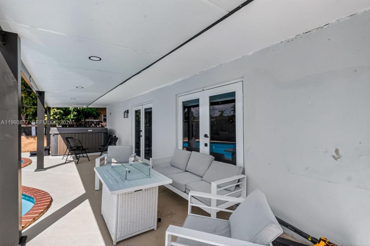 330 NW 195th Ter , Miami Gardens, FL 33169 Photo