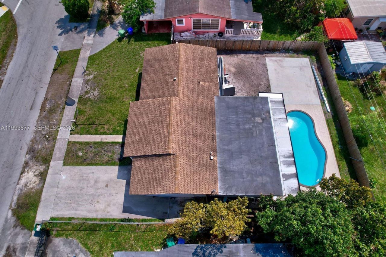 330 NW 195th Ter , Miami Gardens, FL 33169 Photo