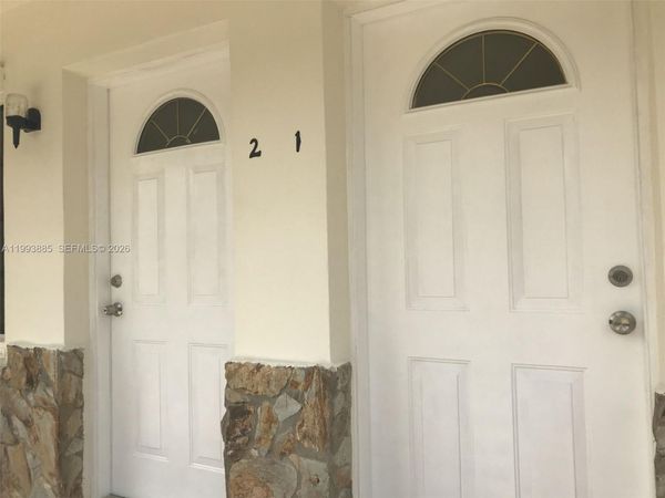 2362 NW 34th St , Unit 2, Miami, FL 33142