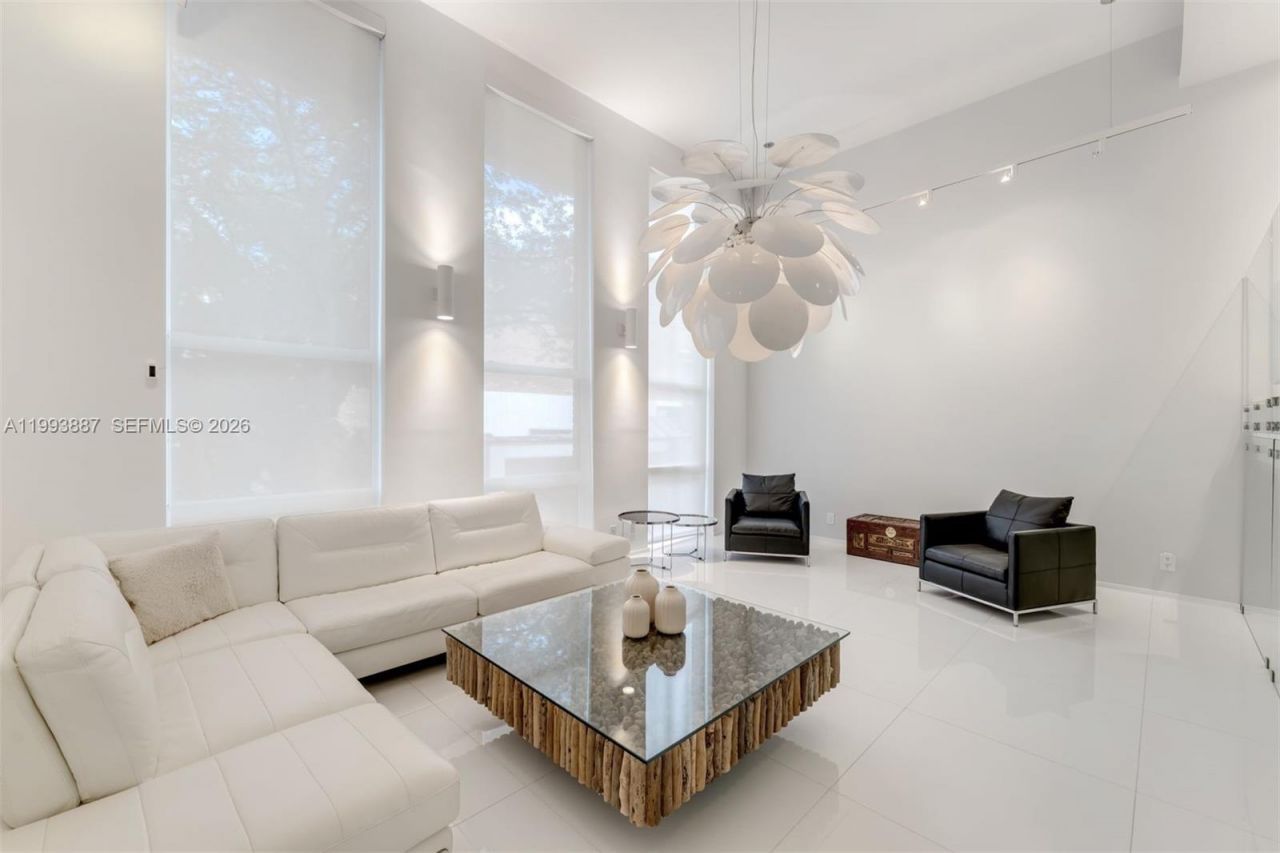 1524 NE Quayside Ter , Unit A4, Miami, FL 33138 Photo