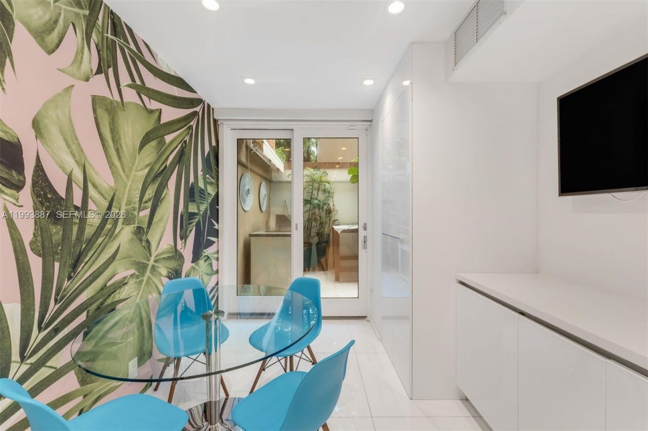 1524 NE Quayside Ter , Unit A4, Miami, FL 33138 Photo