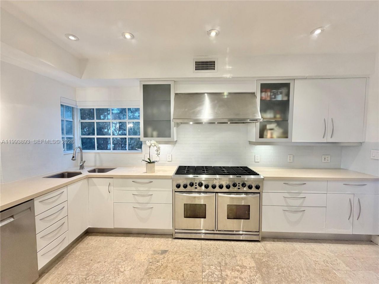 224 S Coconut Ln , Miami Beach, FL 33139 Photo