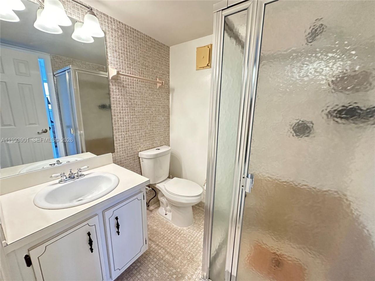 201 178th Dr, Unit 415, Sunny Isles Beach, FL 33160 Photo