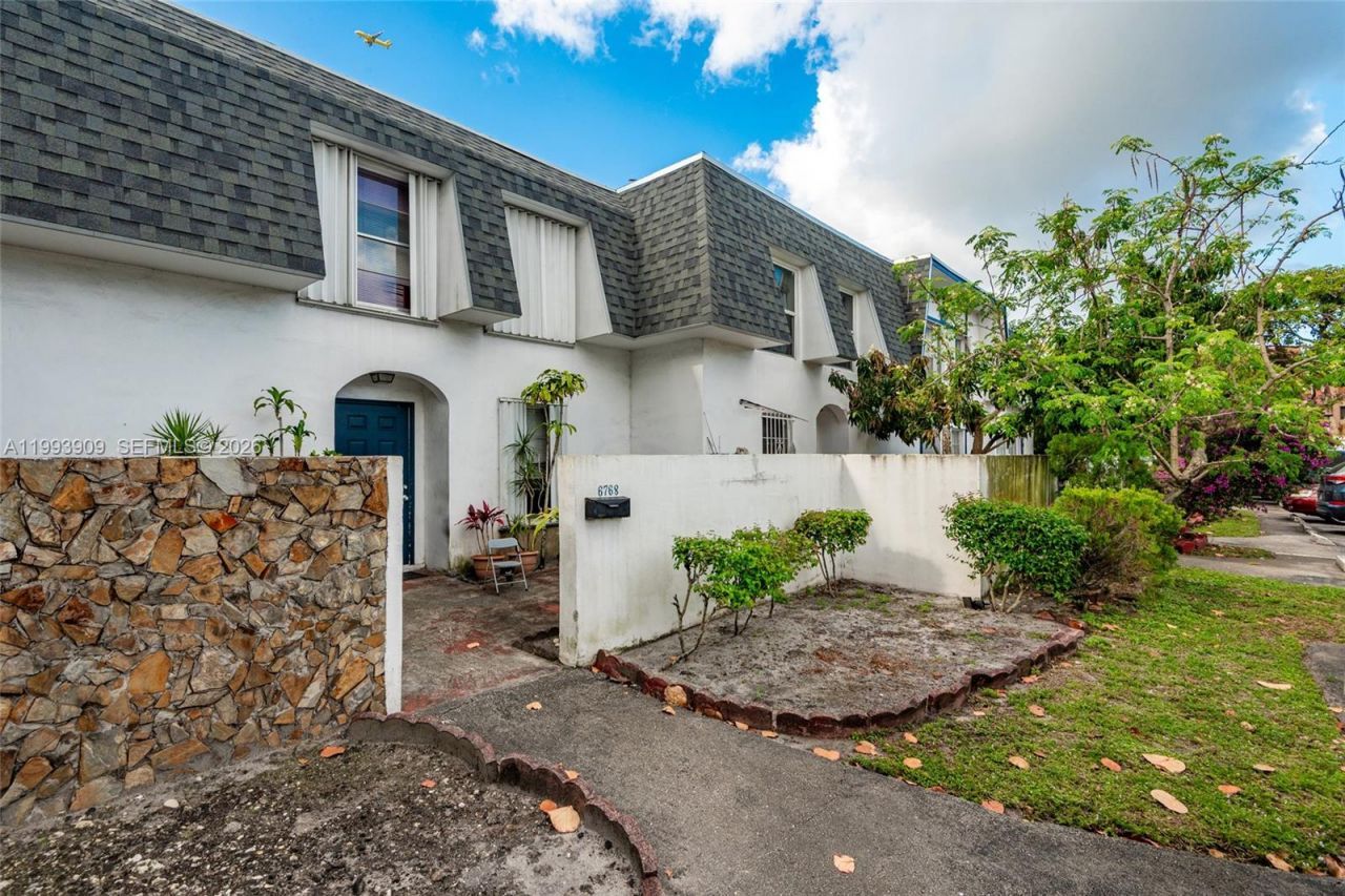 6768 SW 39th Ct , Unit 78, Davie, FL 33314 Photo
