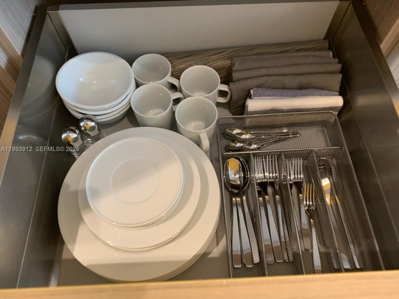 801 S Miami Ave, Unit 412, Miami, FL 33131 Photo