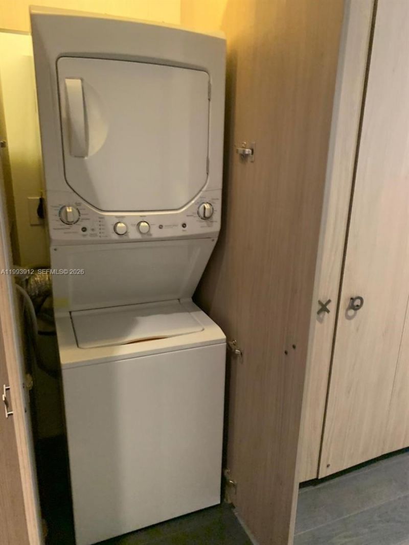 801 S Miami Ave, Unit 412, Miami, FL 33131 Photo