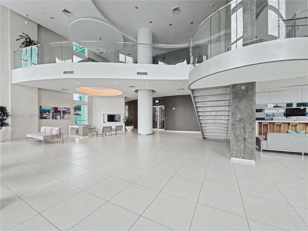1900 N Bayshore Dr, Unit 3811, Miami, FL 33132 Photo
