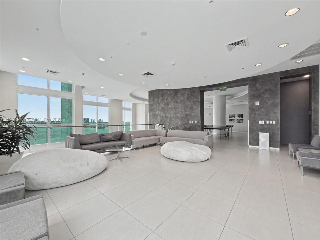 1900 N Bayshore Dr, Unit 3811, Miami, FL 33132 Photo
