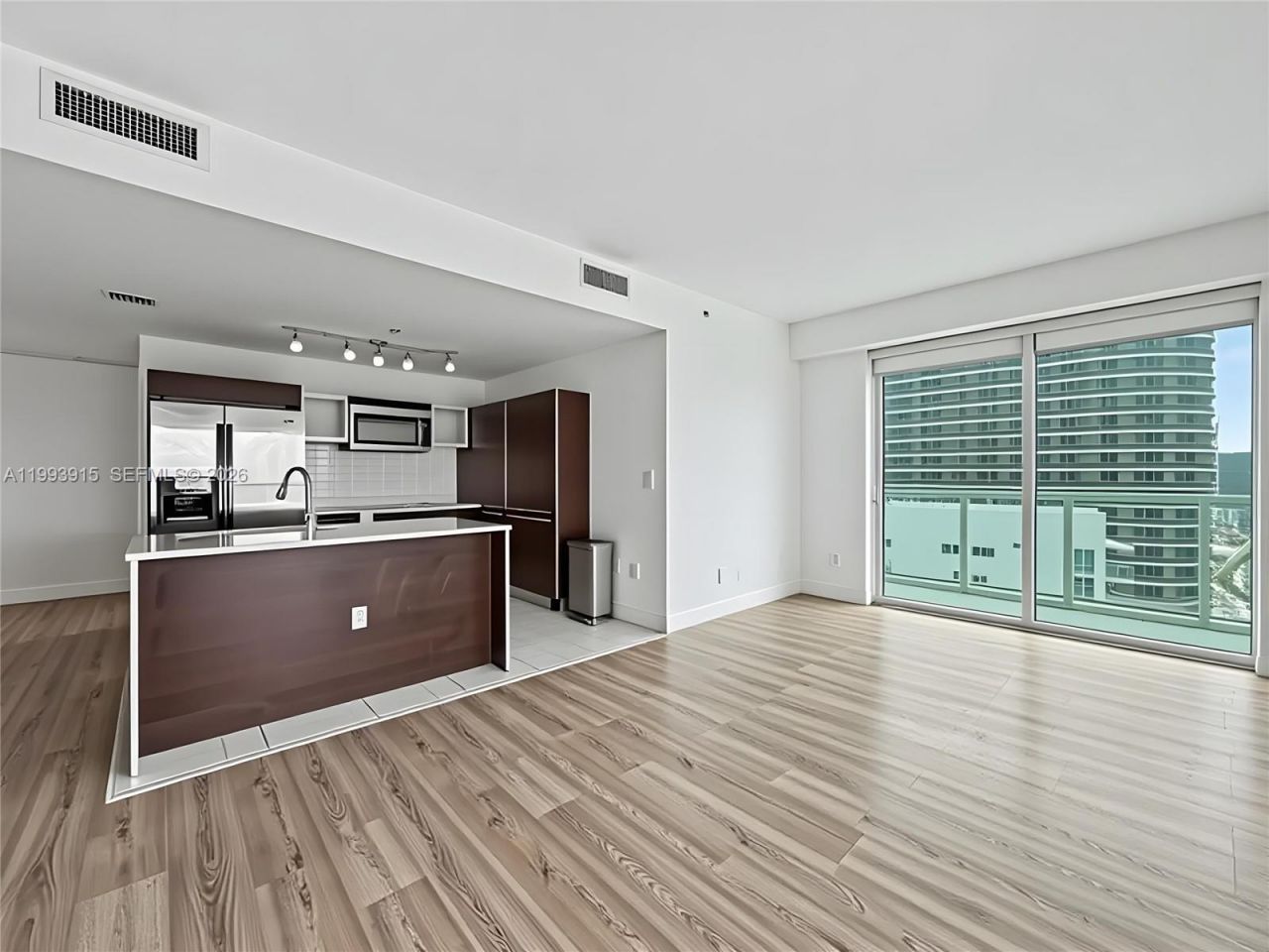 1900 N Bayshore Dr, Unit 3811, Miami, FL 33132 Photo