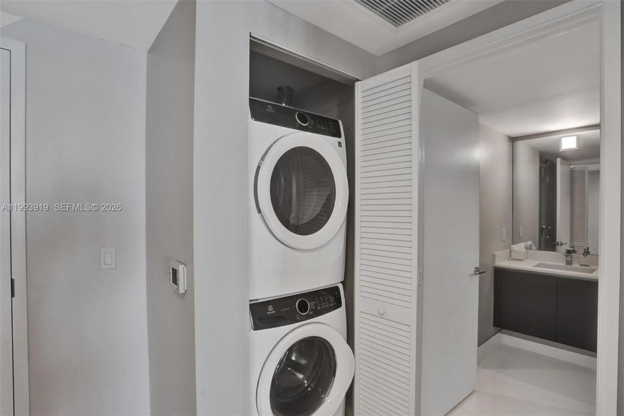 300 Sunny Isles Blvd, Unit 4-903, Sunny Isles Beach, FL 33160 Photo