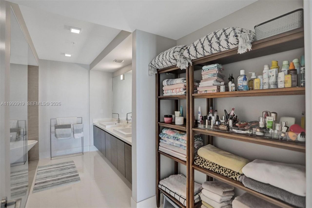 300 Sunny Isles Blvd, Unit 4-903, Sunny Isles Beach, FL 33160 Photo