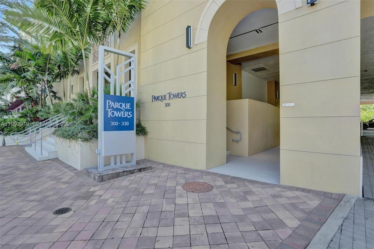 300 Sunny Isles Blvd, Unit 4-903, Sunny Isles Beach, FL 33160 Photo