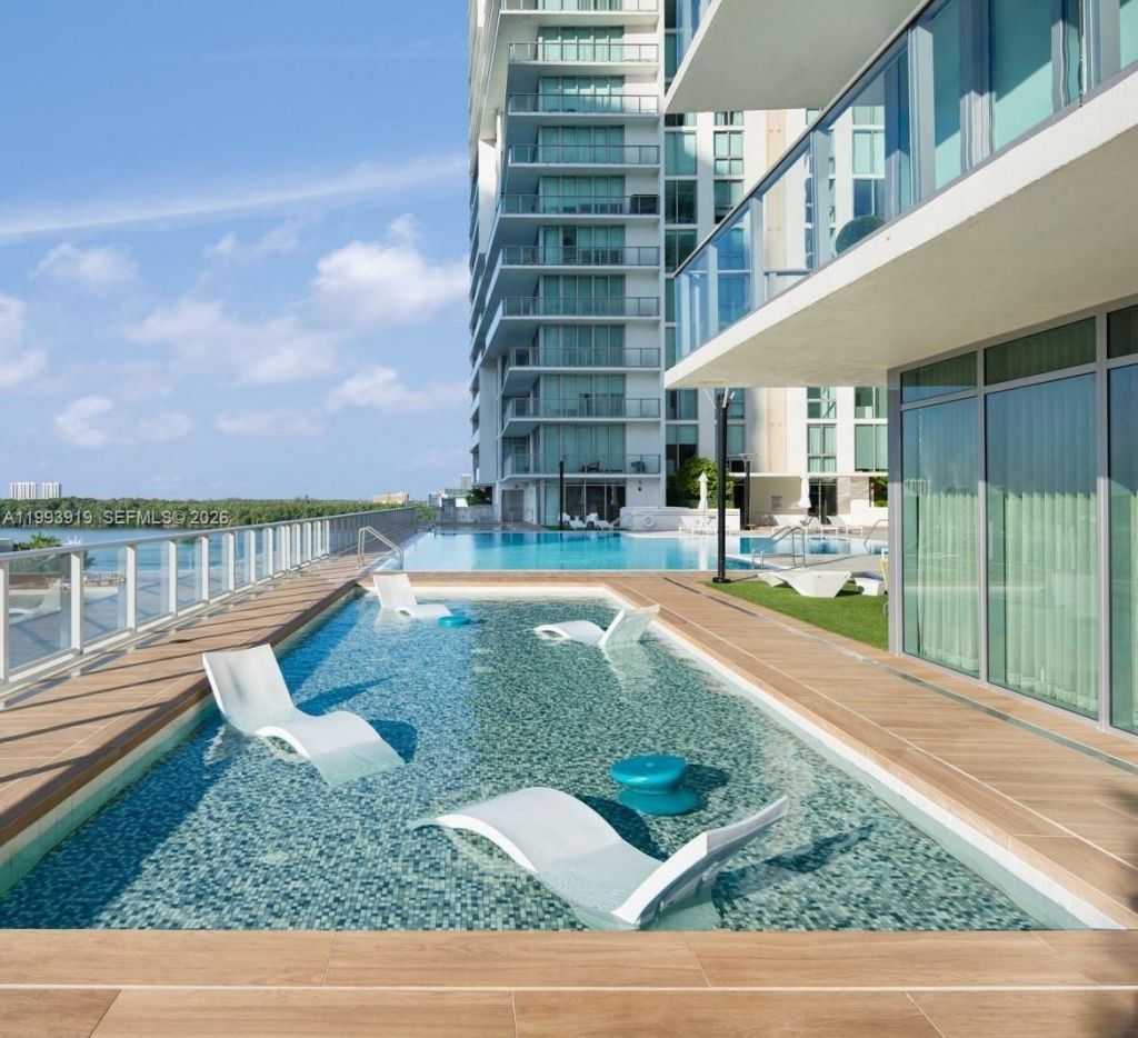 300 Sunny Isles Blvd, Unit 4-903, Sunny Isles Beach, FL 33160 Photo