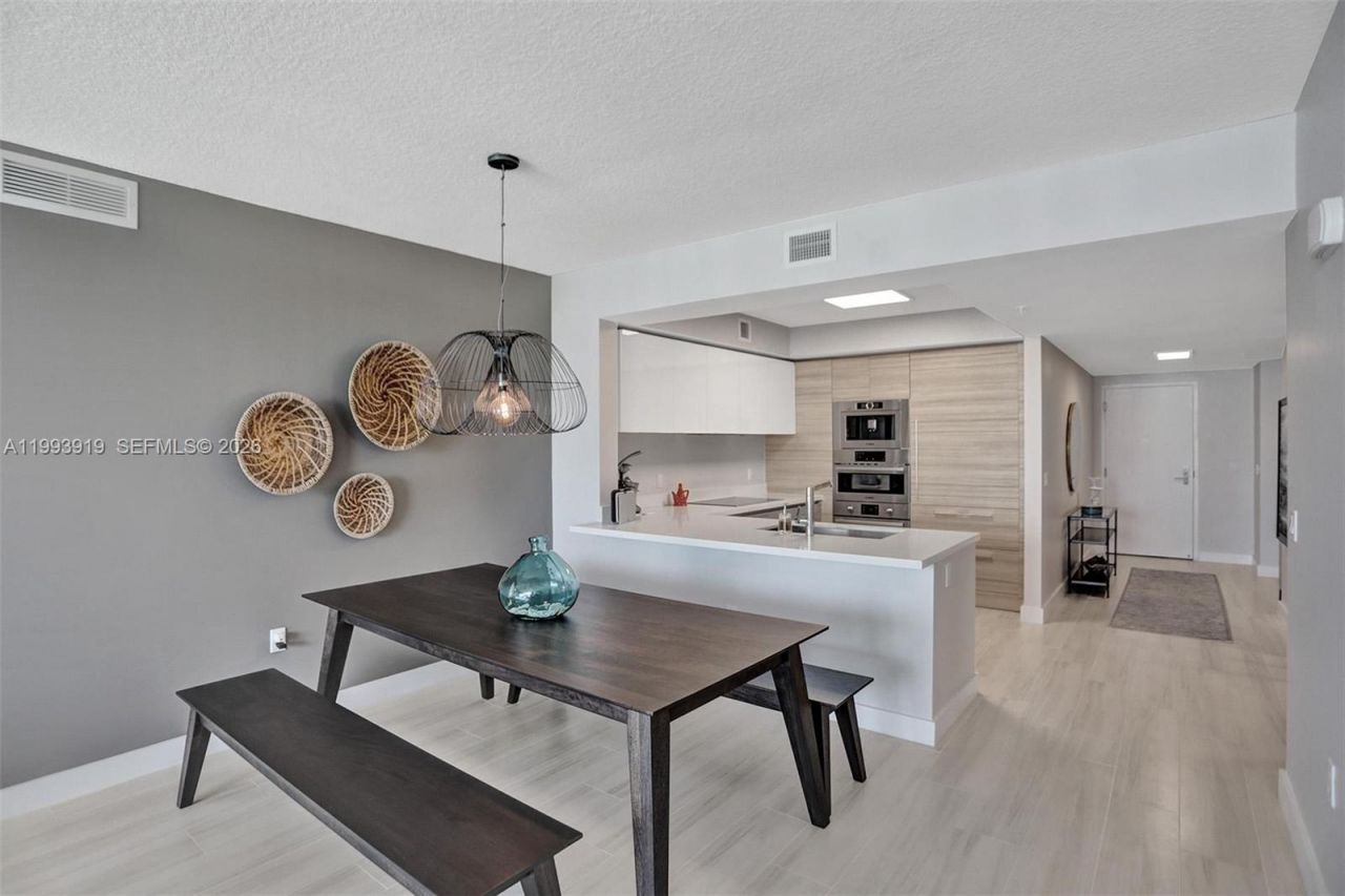 300 Sunny Isles Blvd, Unit 4-903, Sunny Isles Beach, FL 33160 Photo