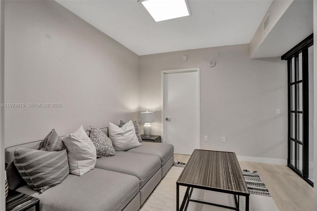 300 Sunny Isles Blvd, Unit 4-903, Sunny Isles Beach, FL 33160 Photo