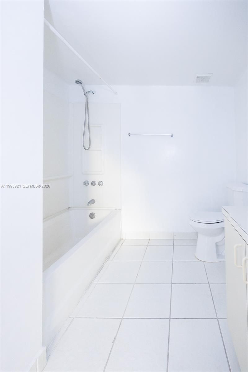 14920 SW 82nd Ln , Unit 12-104, Miami, FL 33193 Photo