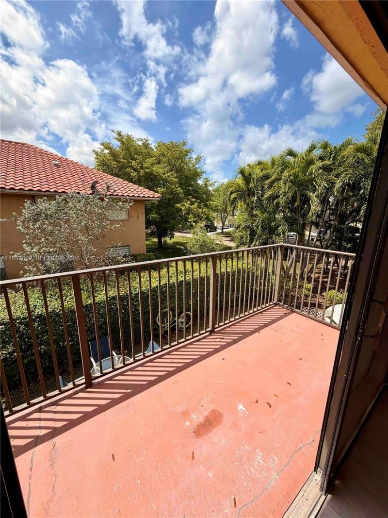 4286 NW 114th Ter , Unit 4286, Coral Springs, FL 33065 Photo