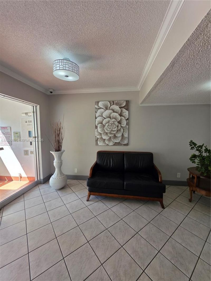 4751 NW 21st St, Unit 106, Lauderhill, FL 33313 Photo