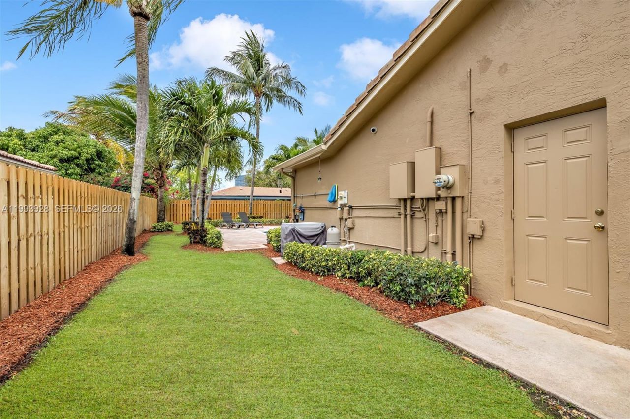 9715 SW 1st Ct , Coral Springs, FL 33071 Photo