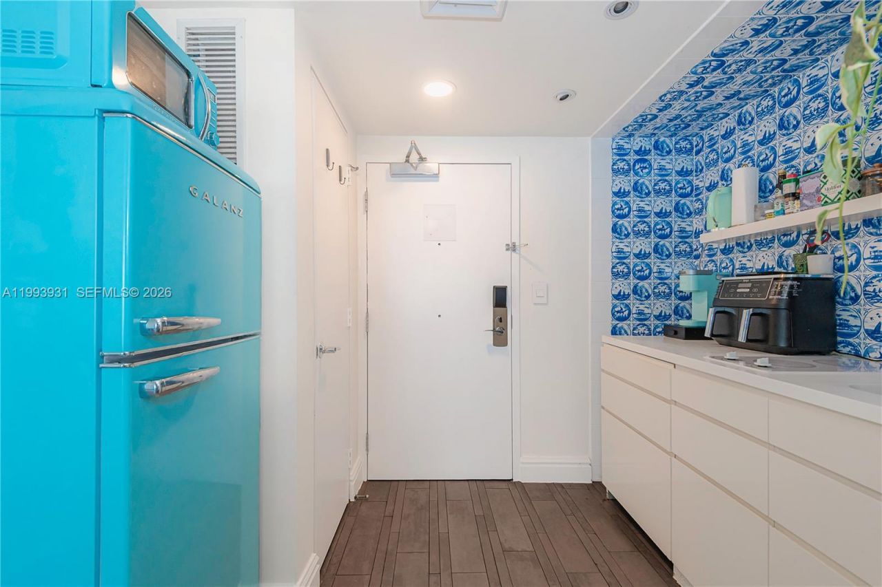 1100 West Ave , Unit 1427, Miami Beach, FL 33139 Photo