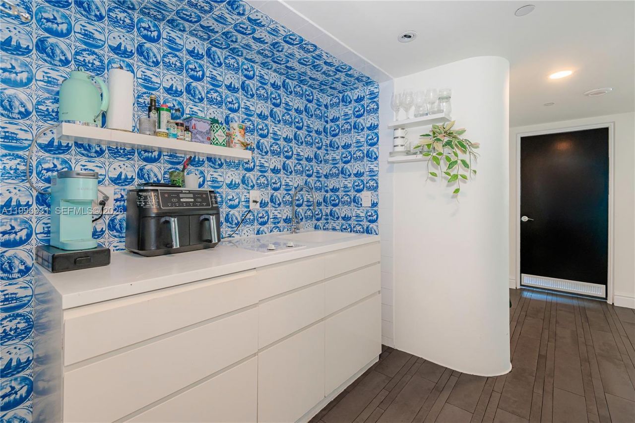 1100 West Ave , Unit 1427, Miami Beach, FL 33139 Photo