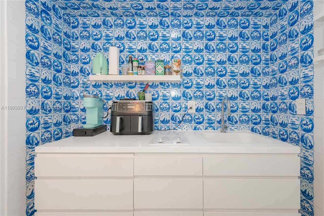 1100 West Ave , Unit 1427, Miami Beach, FL 33139 Photo