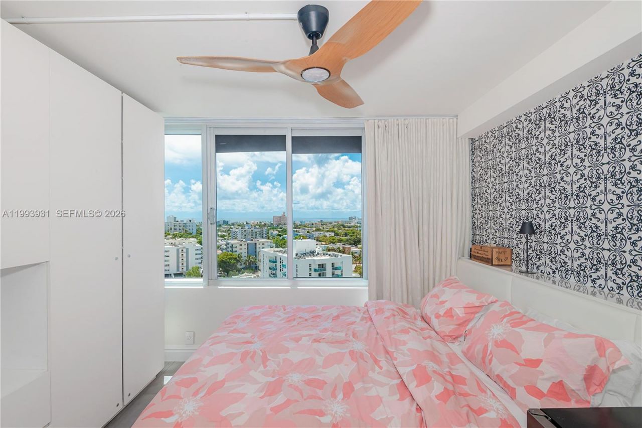 1100 West Ave , Unit 1427, Miami Beach, FL 33139 Photo