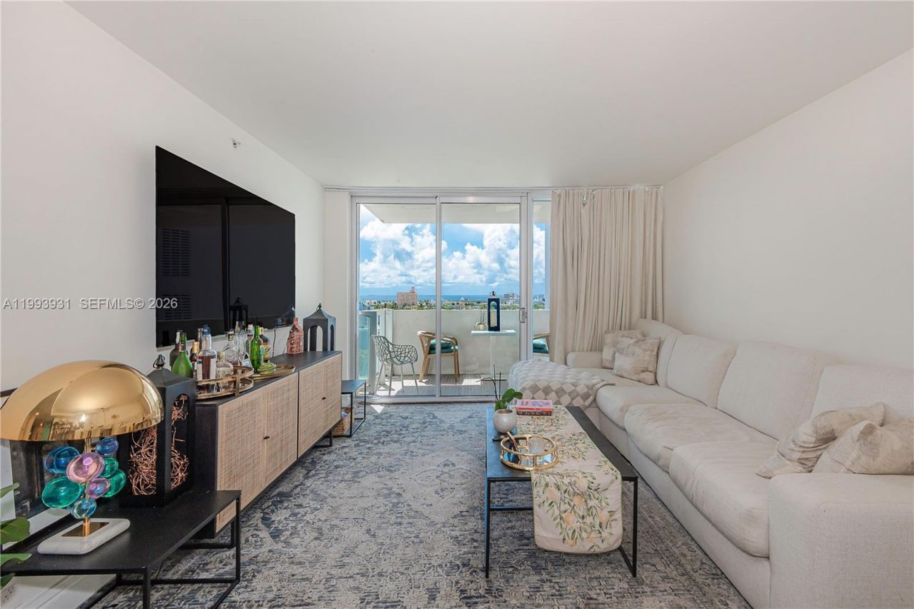 1100 West Ave , Unit 1427, Miami Beach, FL 33139 Photo
