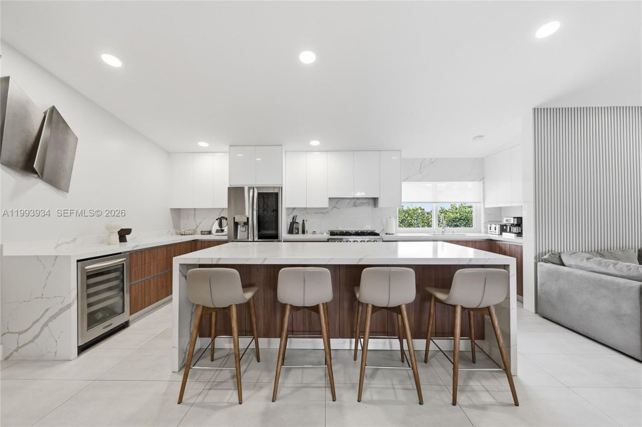 691 Blue Ridge Way, Davie, FL 33325 Photo