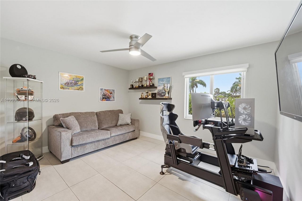 691 Blue Ridge Way, Davie, FL 33325 Photo