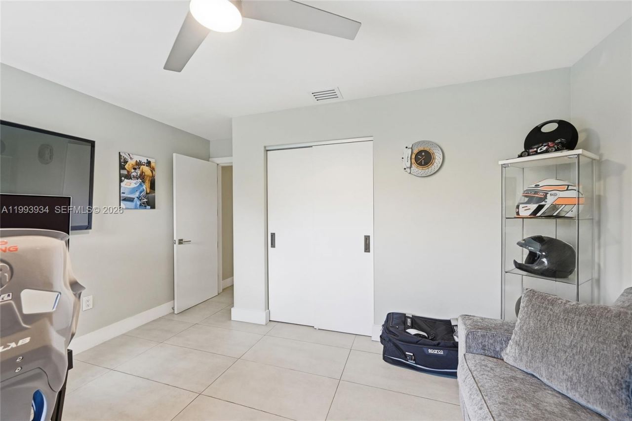 691 Blue Ridge Way, Davie, FL 33325 Photo