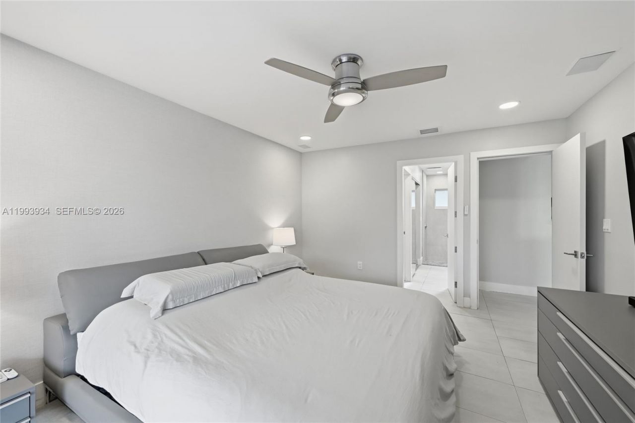 691 Blue Ridge Way, Davie, FL 33325 Photo