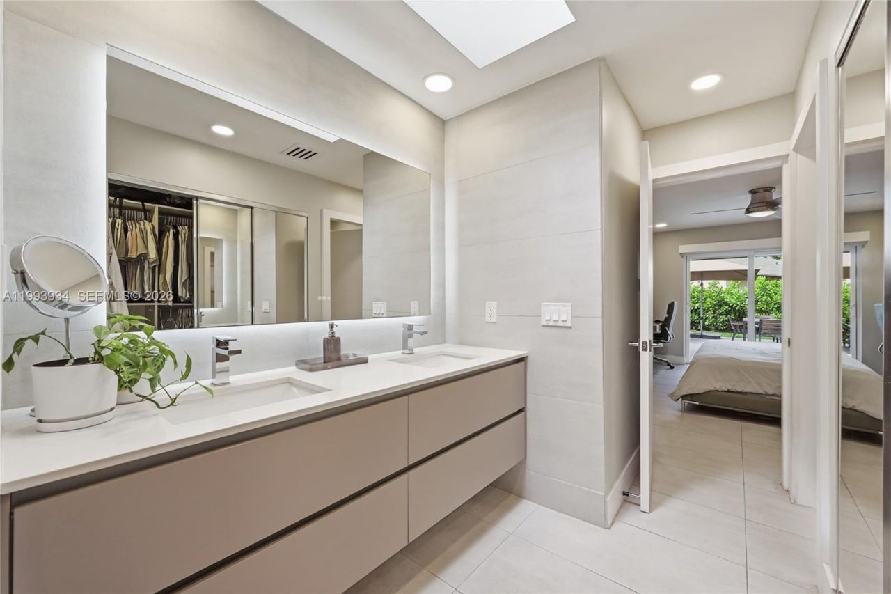 691 Blue Ridge Way, Davie, FL 33325 Photo