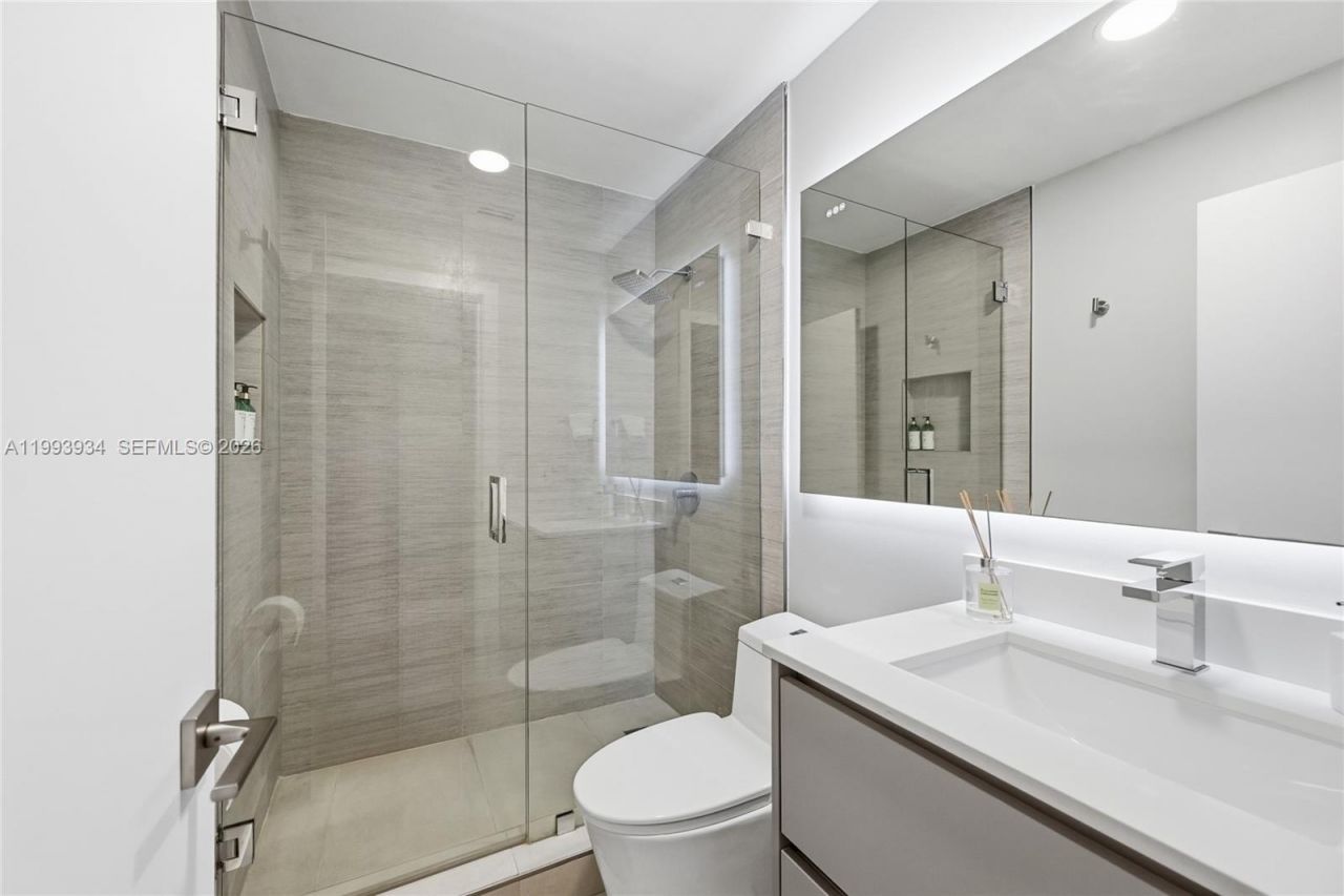 691 Blue Ridge Way, Davie, FL 33325 Photo