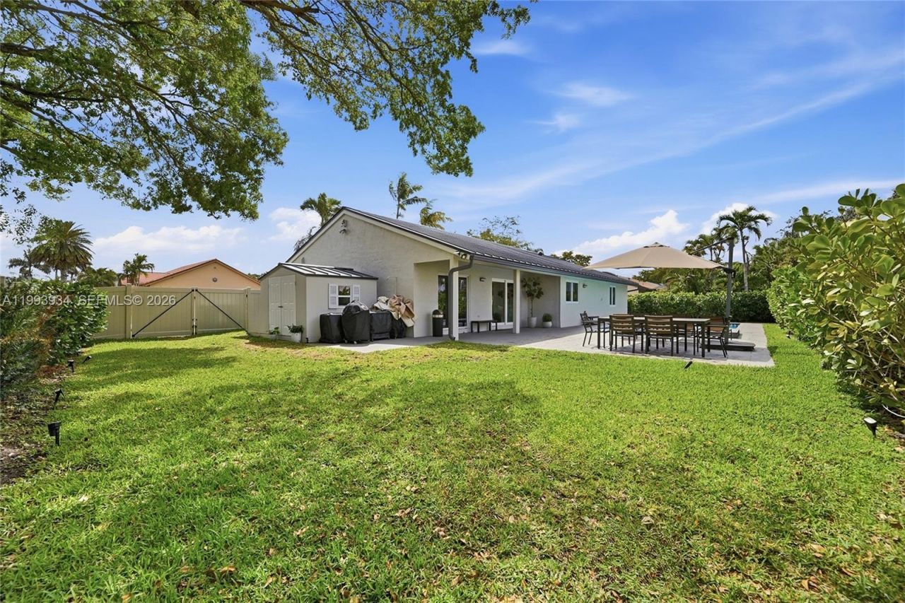 691 Blue Ridge Way, Davie, FL 33325 Photo