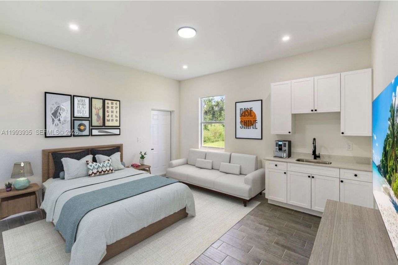 710 Peacock Ave, Lehigh Acres, FL 33974 Photo