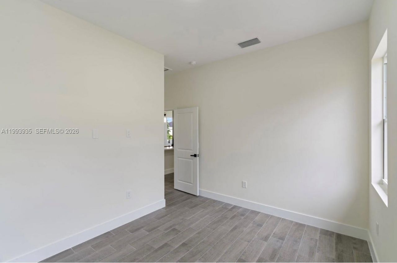710 Peacock Ave, Lehigh Acres, FL 33974 Photo