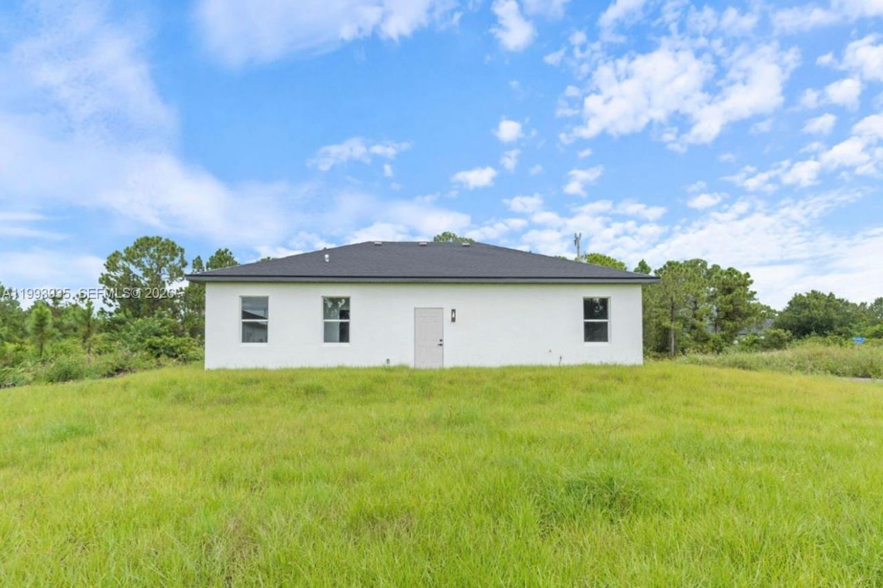 710 Peacock Ave, Lehigh Acres, FL 33974 Photo