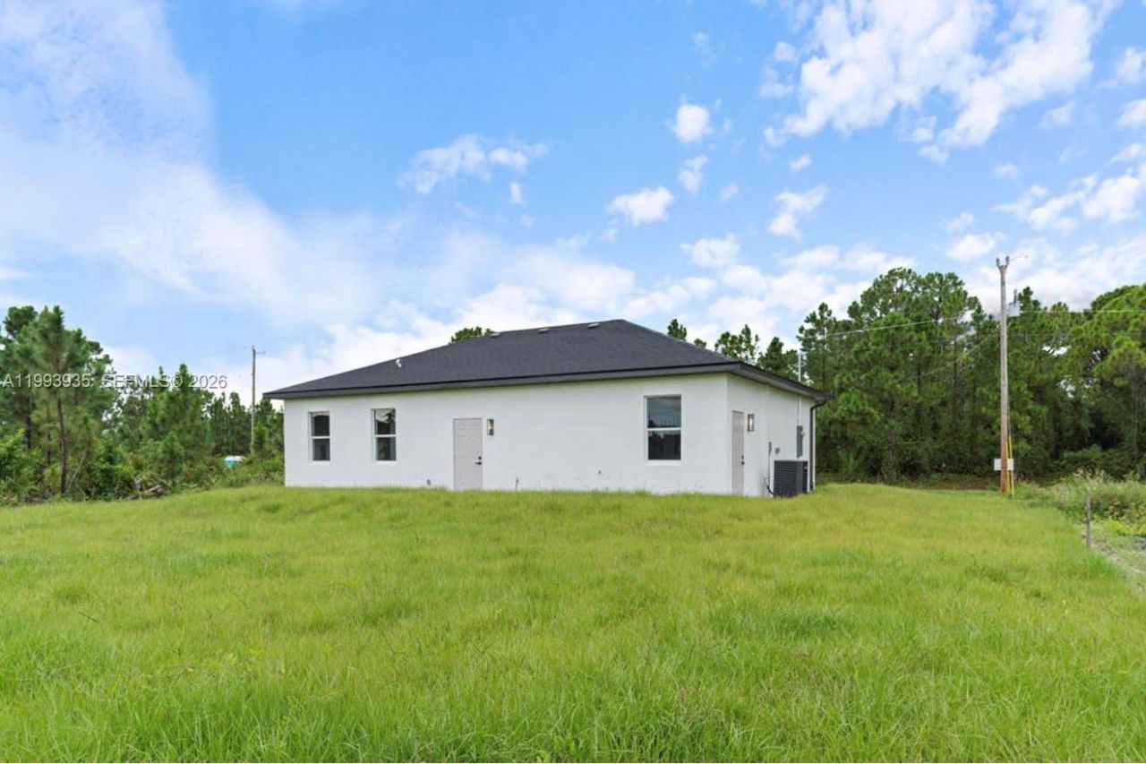 710 Peacock Ave, Lehigh Acres, FL 33974 Photo