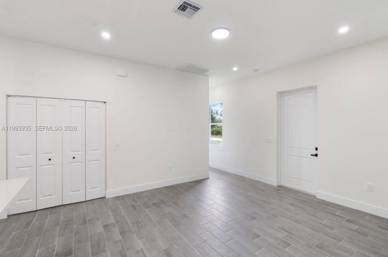710 Peacock Ave, Lehigh Acres, FL 33974 Photo