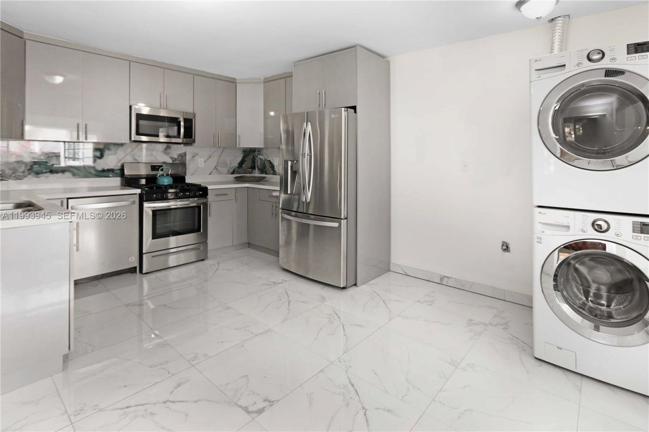 1510 Hayes St , Hollywood, FL 33020 Photo